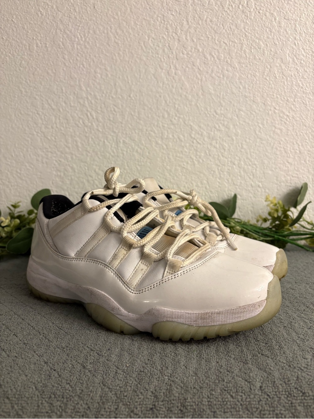 Jordan 11 Low Retro "Legend Blue" Sneakers Size 9.5 Men's